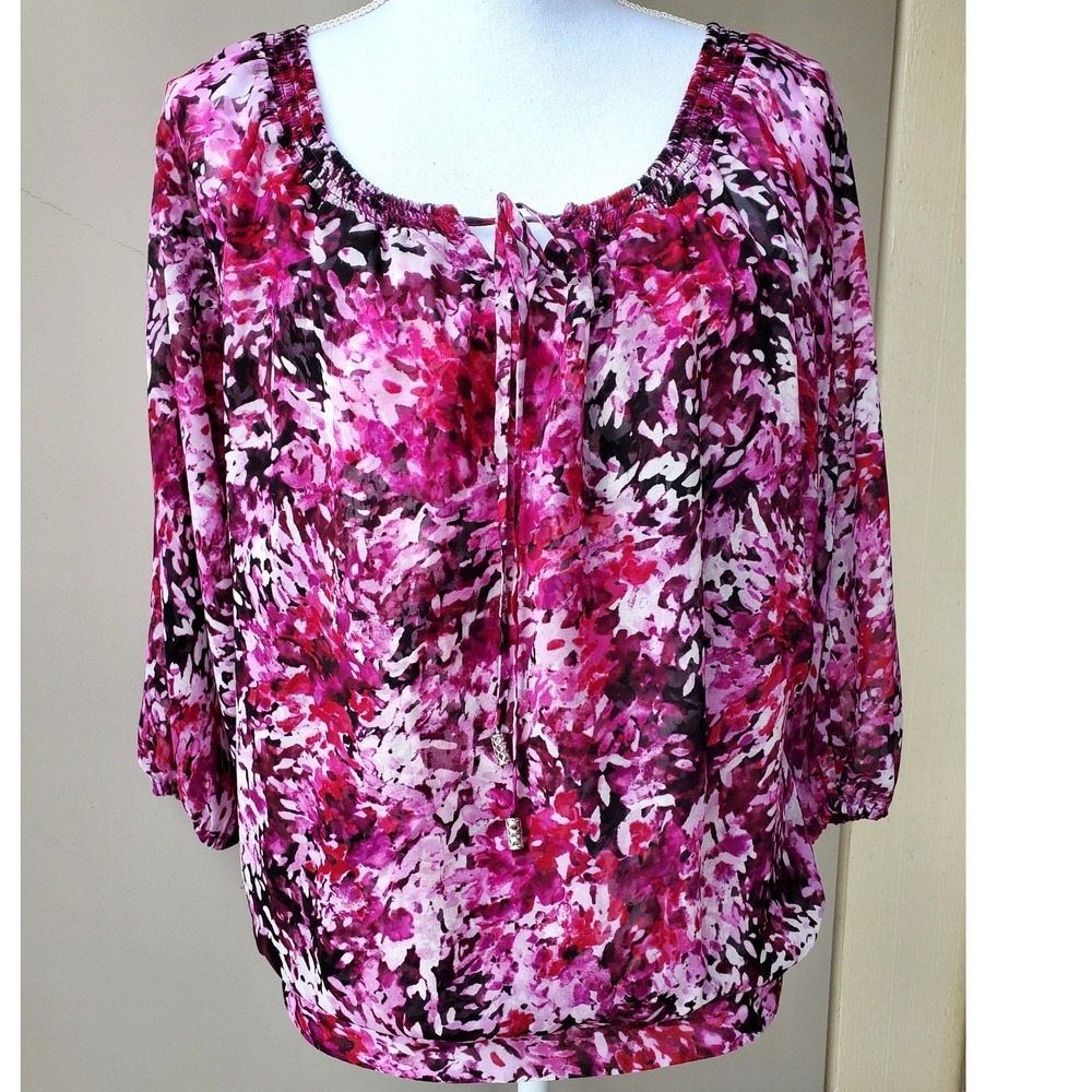 White House Black Market XS Pink Floral Chiffon Blouse Boho Bubble Hem‎ Top